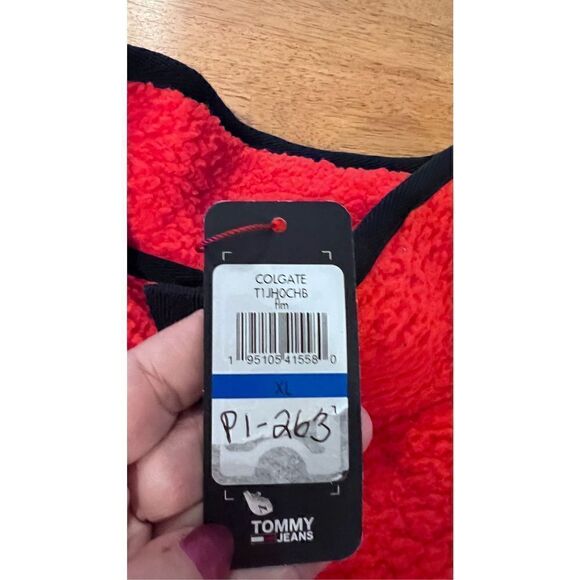TOMMY JEANS RED FLEECE BLACK TRIM SWEATER PULLOVER TOP JACKET WOMENS SZ XL P1-26 - Picture 7 of 12